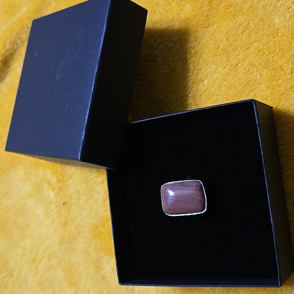 Brown Rectangular Stone Ring - image 1